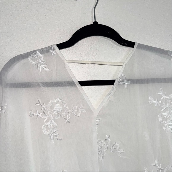 Maurices White Kimono Embroidered Open Front Beach Bridal Small Medium Women’s - Picture 9 of 12